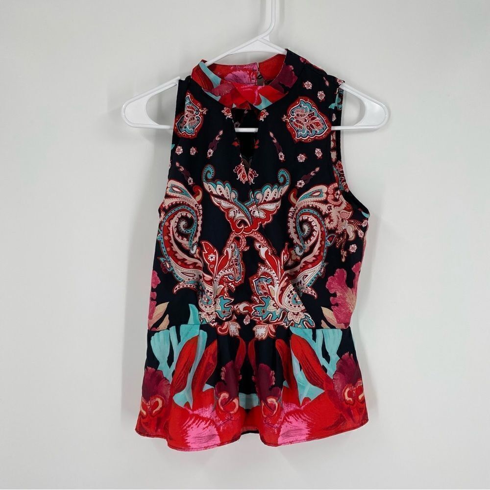 NY & Company Women’s Paisley Print Sleeveless Peplum Bottom High Neck Blouse XS